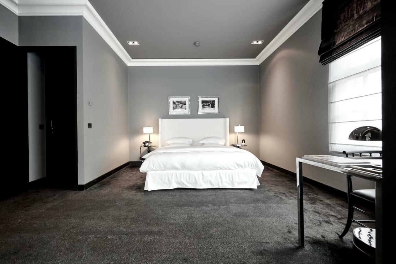 Hotel Odette En Ville Ixelles Exteriör bild